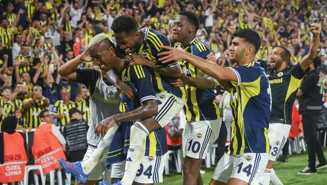 Fenerbahçe, Trendyol Süper Lig’deki ilk maçında yarın Göztepe’yle İzmir’de karşılaşacak.
